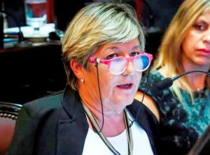 Nancy González Senadora