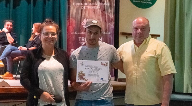 Trevelin inició la Fiesta de los Viñedos 2026